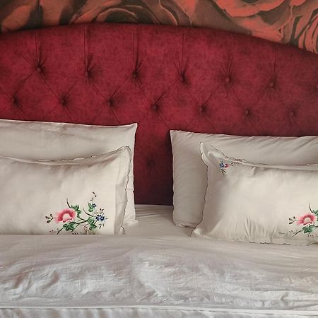 Ajilin Hotel Rooms Korcza Pokój zdjęcie