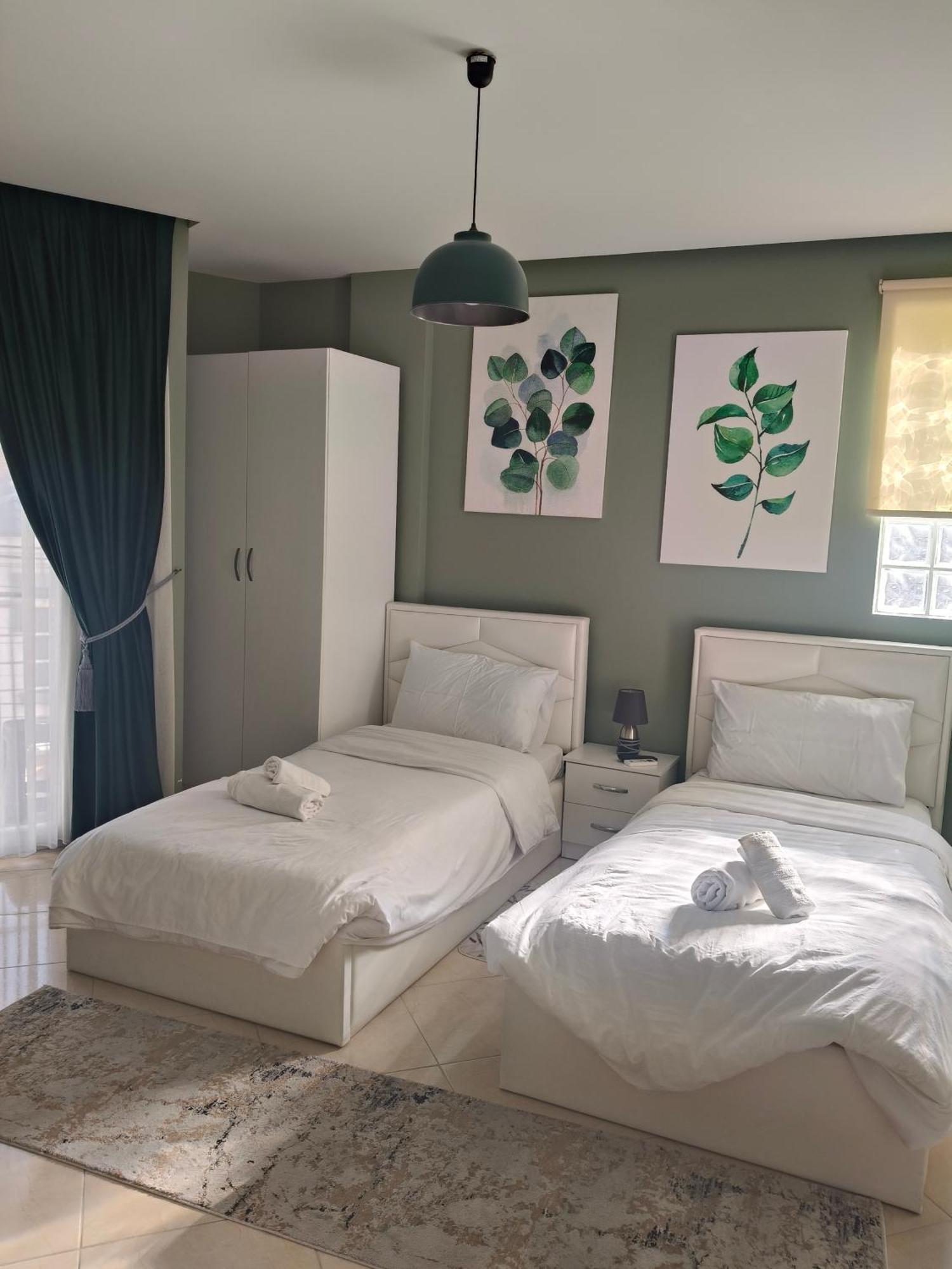 Ajilin Hotel Rooms Korcza Pokój zdjęcie