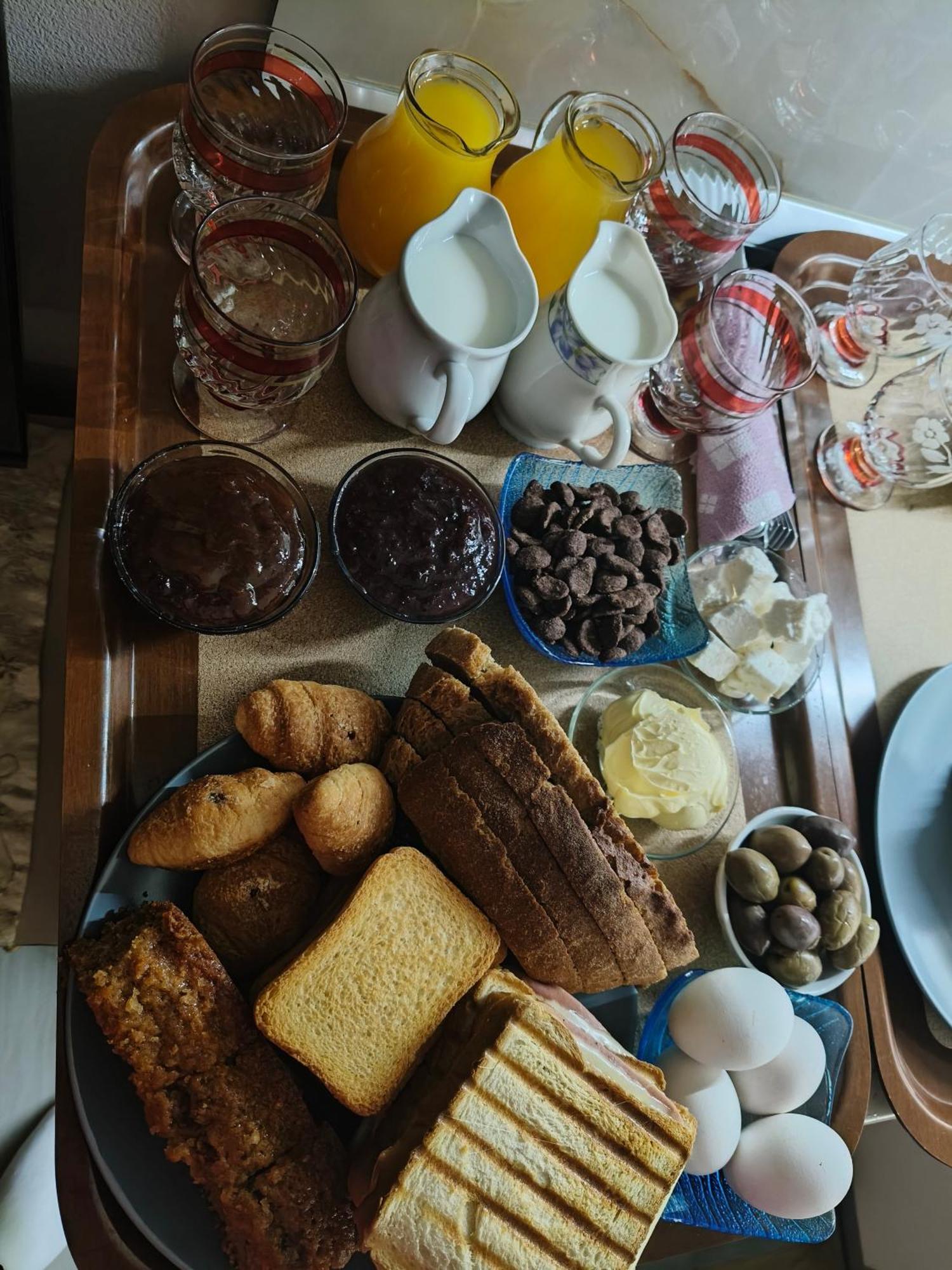 Ajilin Hotel Rooms Korcza Pokój zdjęcie